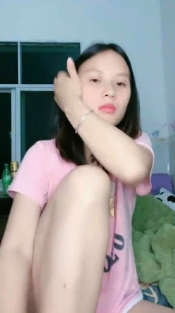 来大姨妈还直播~血超多，【红色高跟鞋】，都是姨妈的味道~超爽，这场面不多见，真是豁出去了，刺激 截图7