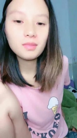 来大姨妈还直播~血超多，【红色高跟鞋】，都是姨妈的味道~超爽，这场面不多见，真是豁出去了，刺激 截图12