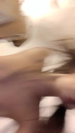 【0咕噜0】近期全网下海最极品青春漂亮的女神，偶像明星般的9分顶级颜值，大大的眼睛炯炯有神 高挑的身材 截图10