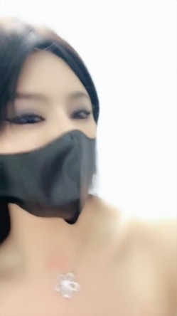 【菲菲回忆】妖艳双女 高颜值超棒身材 会舔会吸 4P啪啪 超级大奶 上下跳动 喷水 截图4