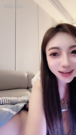 纯情小少妇【希兮】全程露脸自慰 吃鸡啪啪 后入好猛 魅惑尤物 手指掰开阴唇 按摩刺激阴蒂 高潮喷水 截图2