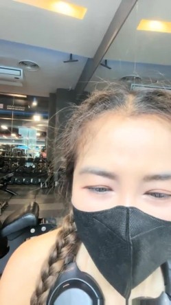 重磅，火爆健身尤物，【健身桃桃】，高端场会牛郎嗑药操喷，欲望得到了充分释放，水不停，被操的高潮好多次 截图6