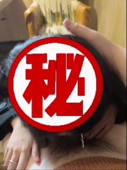 【终极调教另类性爱】绿帽调教天花板『J神』最强私拍今日三人泡澡3P潮喷3次小母狗 高潮七次 高清1080P原版 截图4