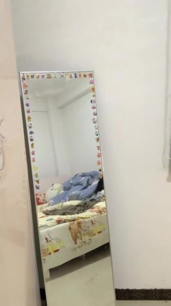 最喜欢的一个美少女，【兰哥】校花女神~!大长美腿~特写骚穴~柔逼自慰~爽到不行~强烈推荐 截图9