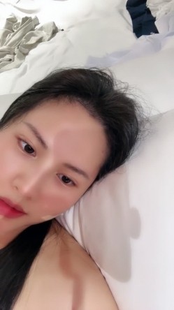 颜值少妇【最差老师】,绿播下海一对一,道具自慰高潮,大尺度掰逼诱惑,奶圆逼粉 截图7