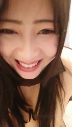 高颜值逼逼无毛萌妹子自慰秀 性感内衣晃动大奶跳蛋塞逼逼拉扯呻吟 截图16