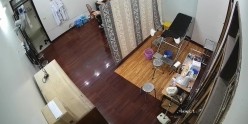 《医院监控破解》男医生和美少妇趁着午休时间科室没人赶紧打一炮然后趁着工作之便帮她清理干净不留后患 截图3