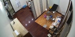 《医院监控破解》男医生和美少妇趁着午休时间科室没人赶紧打一炮然后趁着工作之便帮她清理干净不留后患 截图5