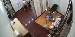 《医院监控破解》男医生和美少妇趁着午休时间科室没人赶紧打一炮然后趁着工作之便帮她清理干净不留后患 截图8