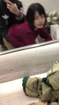 最新网罗全网国产镜前啪啪性爱甄选 ️镜前站操极品丰臀女友 啪啪壮烈撞击干的骚货嗷嗷浪叫 截图9