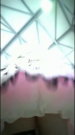 国产SAKURA漫展CD抄底偷拍高颜值Cos小姐姐系列 截图12