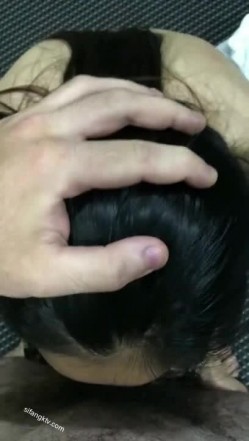 《精品泄密》一个英语老师一个良家人妻两位反差婊日常不雅自拍视图流出 前者骚后者更骚 截图2