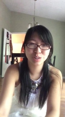 大四女友太饥渴校门口车上给我裹J8 欲火焚身开房干一炮 爆裂黑丝后入猛操 截图2