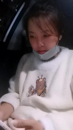 极品人妻！刺激，【放肆的小水娃】，真实良家，标准的贤妻良母，厨房搔首弄姿 截图11