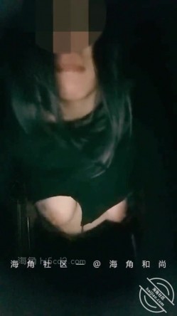 《和尚》封神大作破旧工厂撕开紧身裤强上流浪女李秋月 截图15