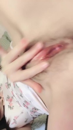 最美女神，【03年的可可】，大学生在宿舍，校花的身材也是一流，粉穴美乳 截图14