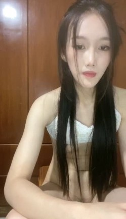 【学妹很纯】绝美女神 模特身材 万人场，明星脸小仙女，做爱投入欲仙欲死 截图7