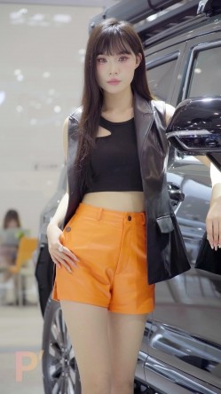 车展短裙长腿性感特写 截图8