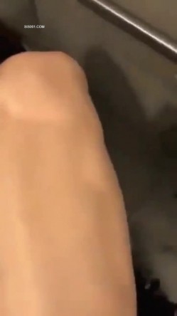 可爱学妹分手后被渣男流出自拍视频 老公快插我 受不了了 几杯酒下肚就发骚求操 截图4