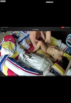 ️【破解摄像头】破解摄像头啪啪啪 求操遭拒枕头自慰 截图13