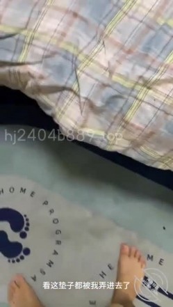 ️24万粉丝，PUA约炮大神【小兽先生】付费钻石贴，知性离异美少妇，熟女人妻，熟女穿JK别有一番风味 截图16