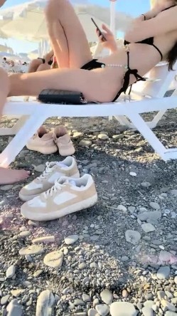 乌克兰的美女大集结，【户外挑战者】，户外海滩，土豪大佬的性福生活，绝色美女风骚撩人，男人的梦想生活就在眼前 截图2