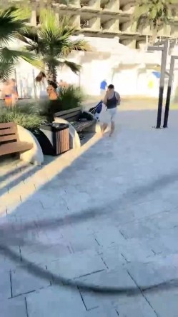 乌克兰的美女大集结，【户外挑战者】，户外海滩，土豪大佬的性福生活，绝色美女风骚撩人，男人的梦想生活就在眼前 截图5
