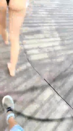 乌克兰的美女大集结，【户外挑战者】，户外海滩，土豪大佬的性福生活，绝色美女风骚撩人，男人的梦想生活就在眼前 截图14