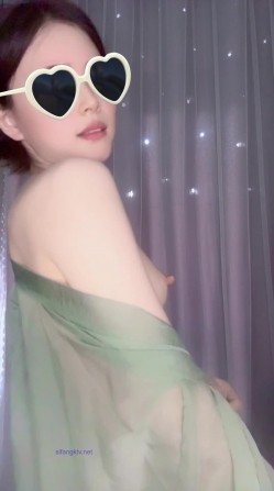 高价定制大胖超大尺度定制裸舞合集，一字马，高抬腿说来就来，舞蹈专业的学生，撸点超级高！ 截图10
