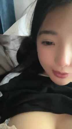 重磅推荐！苏州G奶校花，真实可约，【大二学妹】尺度升级，第一次玩跳蛋，馒头逼，看了让人眼馋不已 截图2