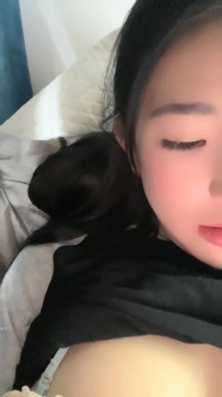 重磅推荐！苏州G奶校花，真实可约，【大二学妹】尺度升级，第一次玩跳蛋，馒头逼，看了让人眼馋不已 截图7