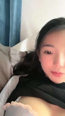重磅推荐！苏州G奶校花，真实可约，【大二学妹】尺度升级，第一次玩跳蛋，馒头逼，看了让人眼馋不已 截图11
