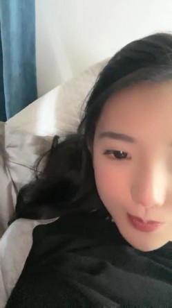 重磅推荐！苏州G奶校花，真实可约，【大二学妹】尺度升级，第一次玩跳蛋，馒头逼，看了让人眼馋不已 截图13