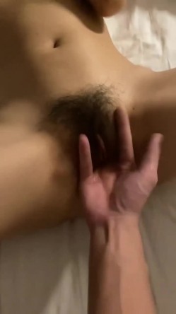 百度云 ️高端泄密流出宁波某艺校美女孟凡如与男友性爱自拍 视频 截图1