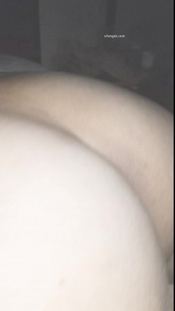 真实绿帽博主，【王军】让老婆陪各个不同单男啪啪，各种特写插穴，太淫乱了 截图3