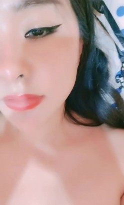 风情万种--爆乳美熟女【国产卡戴珊】前凸后翘的身材，很粉的小穴，近距离观看尿道口阴道口，肉棒插入就开始娇喘，太爽啦！ 截图13