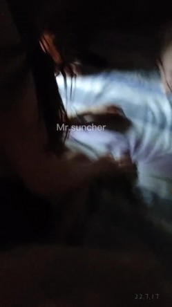 北京换妻，【MrSuncher6】，偷窥单男操老婆，漂亮小少妇一步步享受其中，刺激香艳！ 截图5