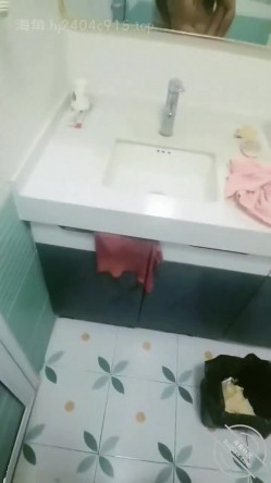 乱伦大神【梦想是母姨双飞】，在小姨闺蜜面前做爱真刺激 截图12