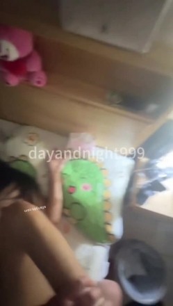 安徽阜阳约啪大神，【第一深情】付费福利,少妇大学生良家收割机，蜜桃臀特写 截图3