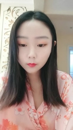 【奶思妹妹】颜值不错的妹子 一对坚挺的奶子 道具抽插骚逼白浆直流 截图1