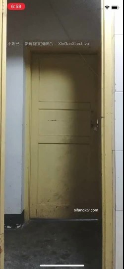 【小辣椒是你的保姆】喂你喝奶水长大的风韵少妇，‘哈哈哈丑女无敌’，AV棒手指扣粉穴，喷淫水出来，开门自慰，邻居声音都听到了！ 截图6