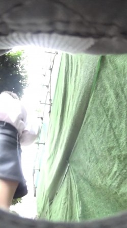 私房120RMB作品稀有商场CD商场拍到极品无内 美眉白裙腿还留着手术疤痕 截图6