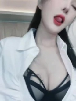半糖主播【姜妮妮_姜允恩】守护福利视频 截图14