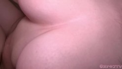 fc2ppv-4407538 【濃厚汗だくセックス】GからHカップに昇格していたドМゆりちゃんと、濃厚汗だくセックス。彼氏くんとのセックスに満足できないというので性欲発散を手伝ってきました 截图14