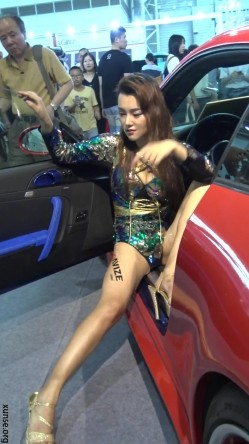 【车模】车展偷拍模特 车模 角度刁钻，全方位视角 截图10