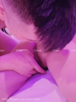 超顶绿帽淫妻【Chloe Chloe】订阅，约单男各种性爱3P，愿望被天下所有男人肏 截图4