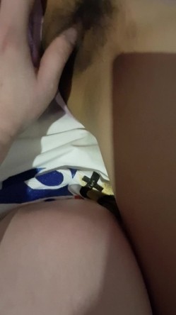 小情侣自拍流出 高颜值魔鬼身材妹子调教 清纯的外表掩饰不了内心的淫荡 截图2