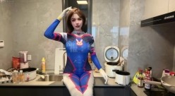 九头身大奶外围婊【巨樱】自入520门槛，脸穴同框自慰啪啪，主打一个开放骚气，金主最爱 截图13