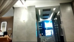 洗浴中心内部员工偷拍多位美女光熘熘的换衣服 截图10
