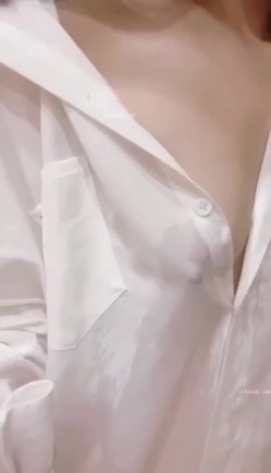 极品绿茶主播【一亿】人美声甜 最新VIP福利视频 截图7